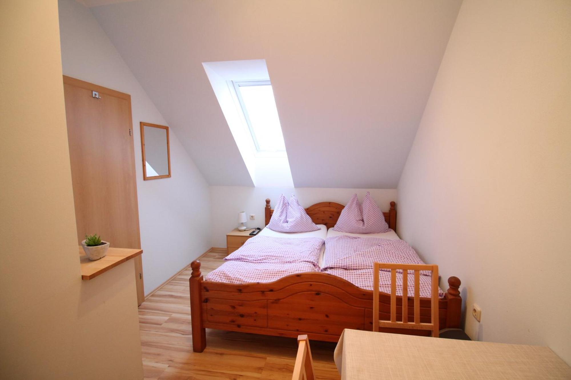 Privatzimmer Fam. Fuehrer Ottenschlag Exterior foto